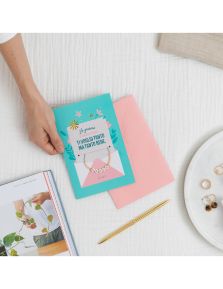 Biglietto con braccialetto – Lo griderò al mondo intero: ti voglio tanto ma tanto bene, mamma