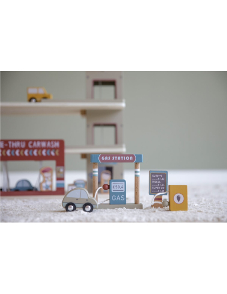 RAILWAY - Parking Garage in legno