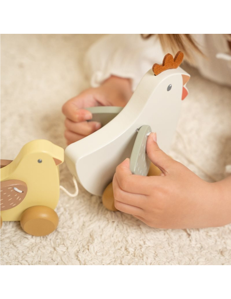 Trainabile in legno le galline della Piccola Fattoria