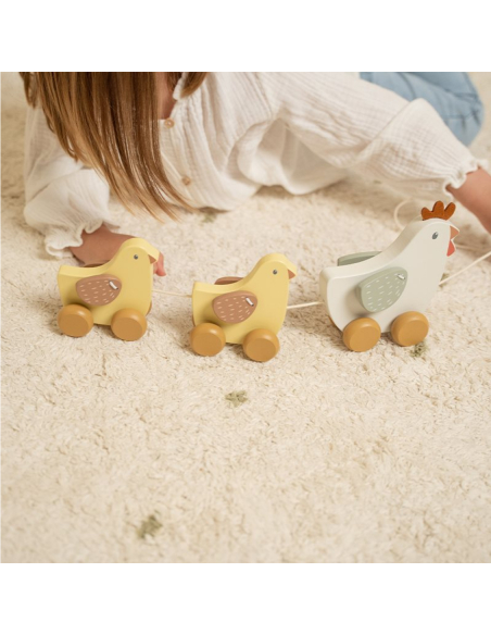 Trainabile in legno le galline della Piccola Fattoria