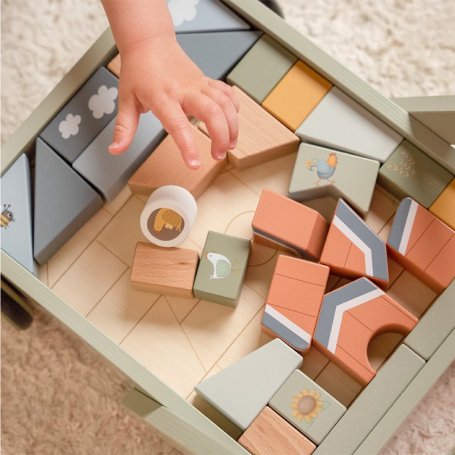 Carrellino Con Costruzioni Di Legno - Little Farm 2