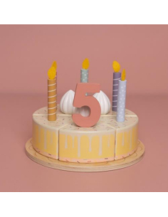 Torta di compleanno in legno rosa 2
