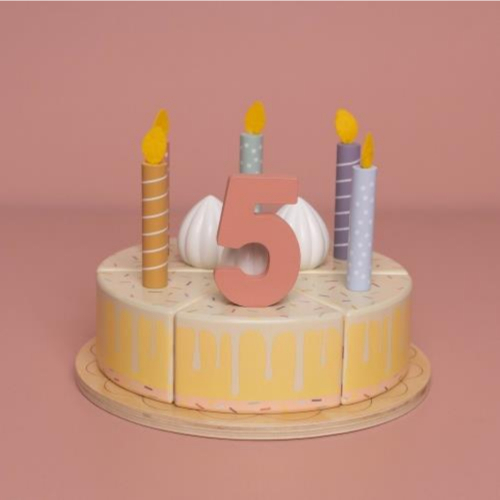 Torta di compleanno in legno rosa