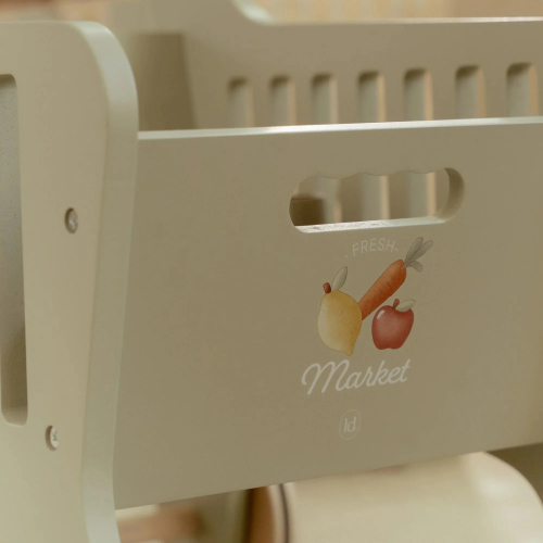 Carrello della spesa in legno