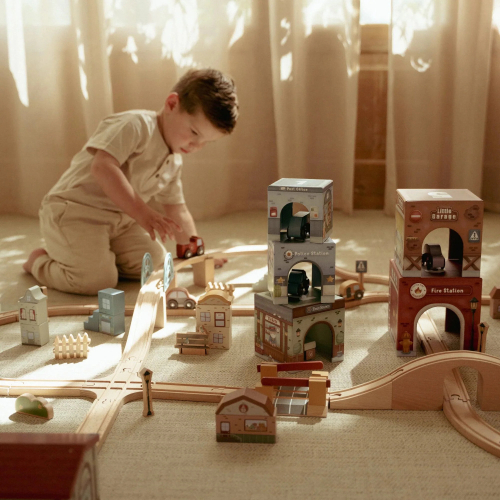 Gioco torri impilabili con automobiline in legno