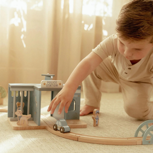 Stazione della polizia in legno