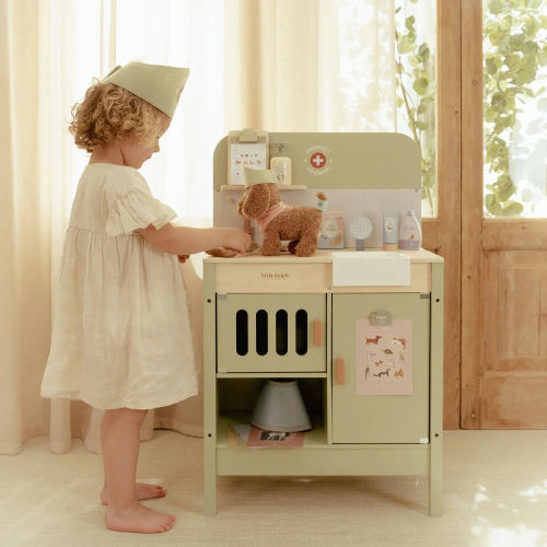 Bancone del veterinario in legno