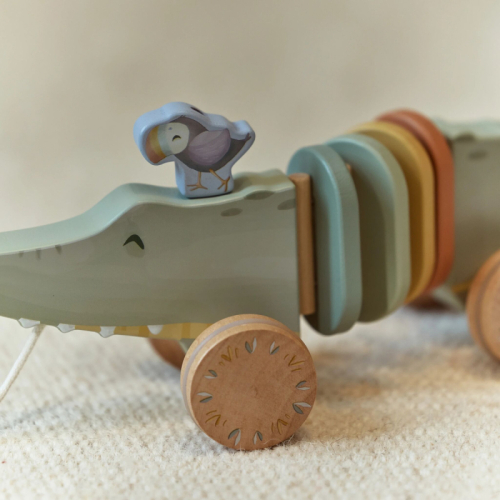 Coccodrillo trainabile in legno – Safari Friends