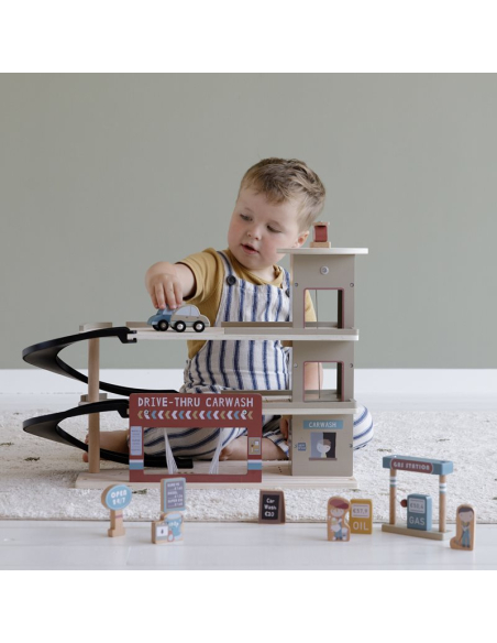 RAILWAY - Parking Garage in legno